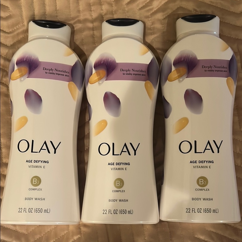 3 OLAY Age Defying Vitamin E Body Wash 22 fl oz *No Bundle on this item*